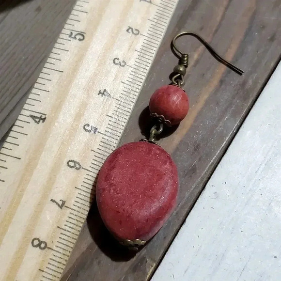 Rustic Bronze Metal Mottled Red Lightweight Acrylic Handcrafted Dangle Earrings - Picture 5 of 5